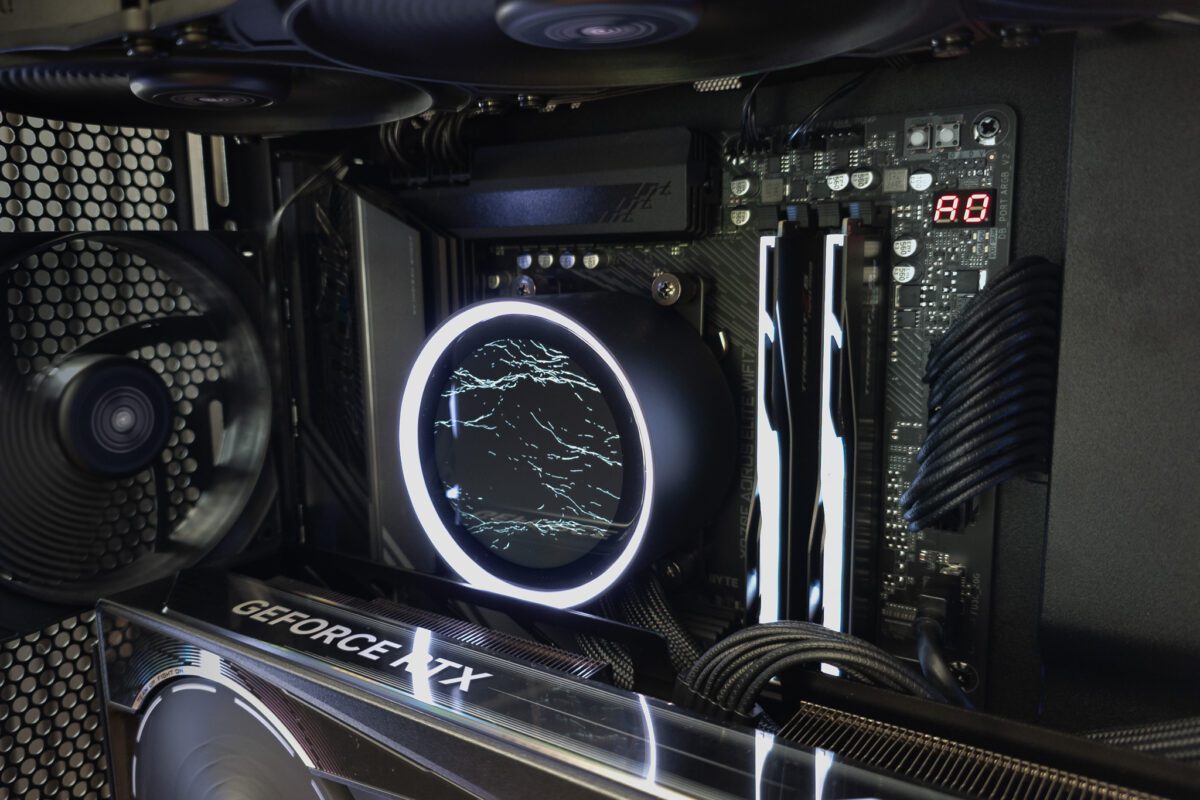 Onyx | 5080 Gaming PC + 20 Insta Wins - Image 4