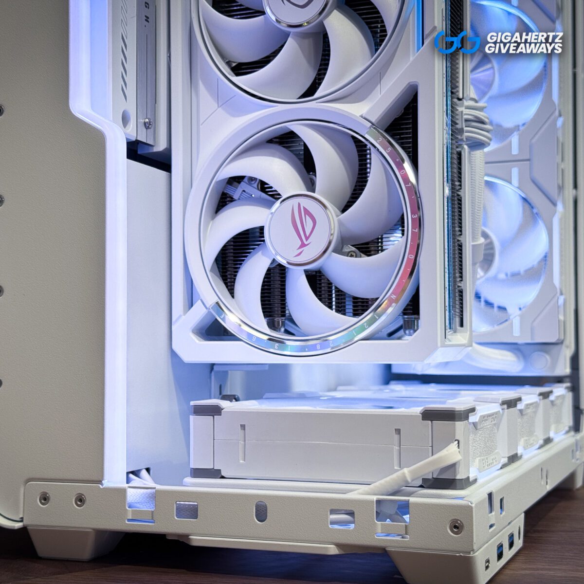 XHUTTLE | 9800X3D 5080 Gaming PC + 30 InstaWins - Image 5